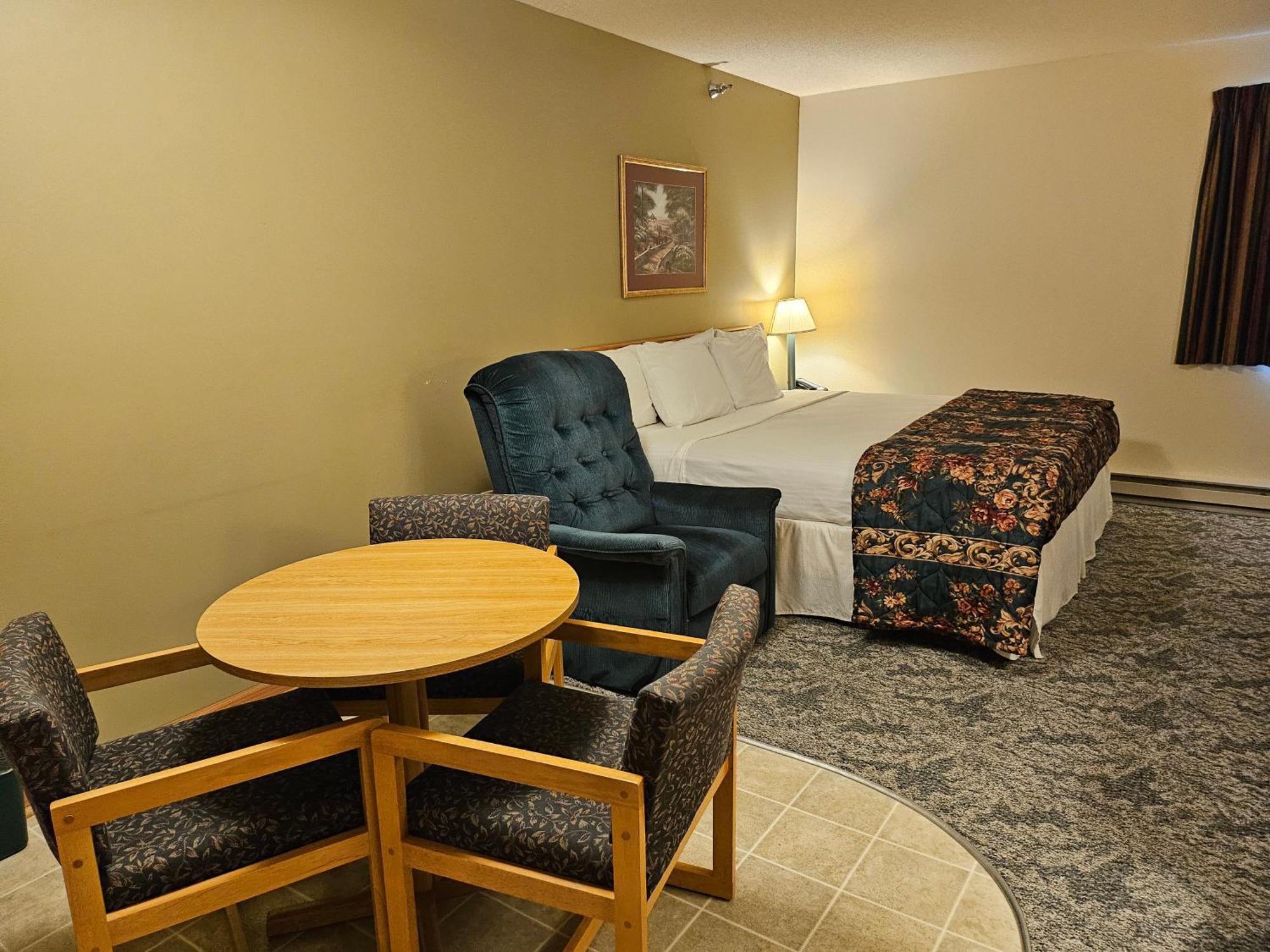 Lincoln Host Motor Inn Escanaba Rom bilde