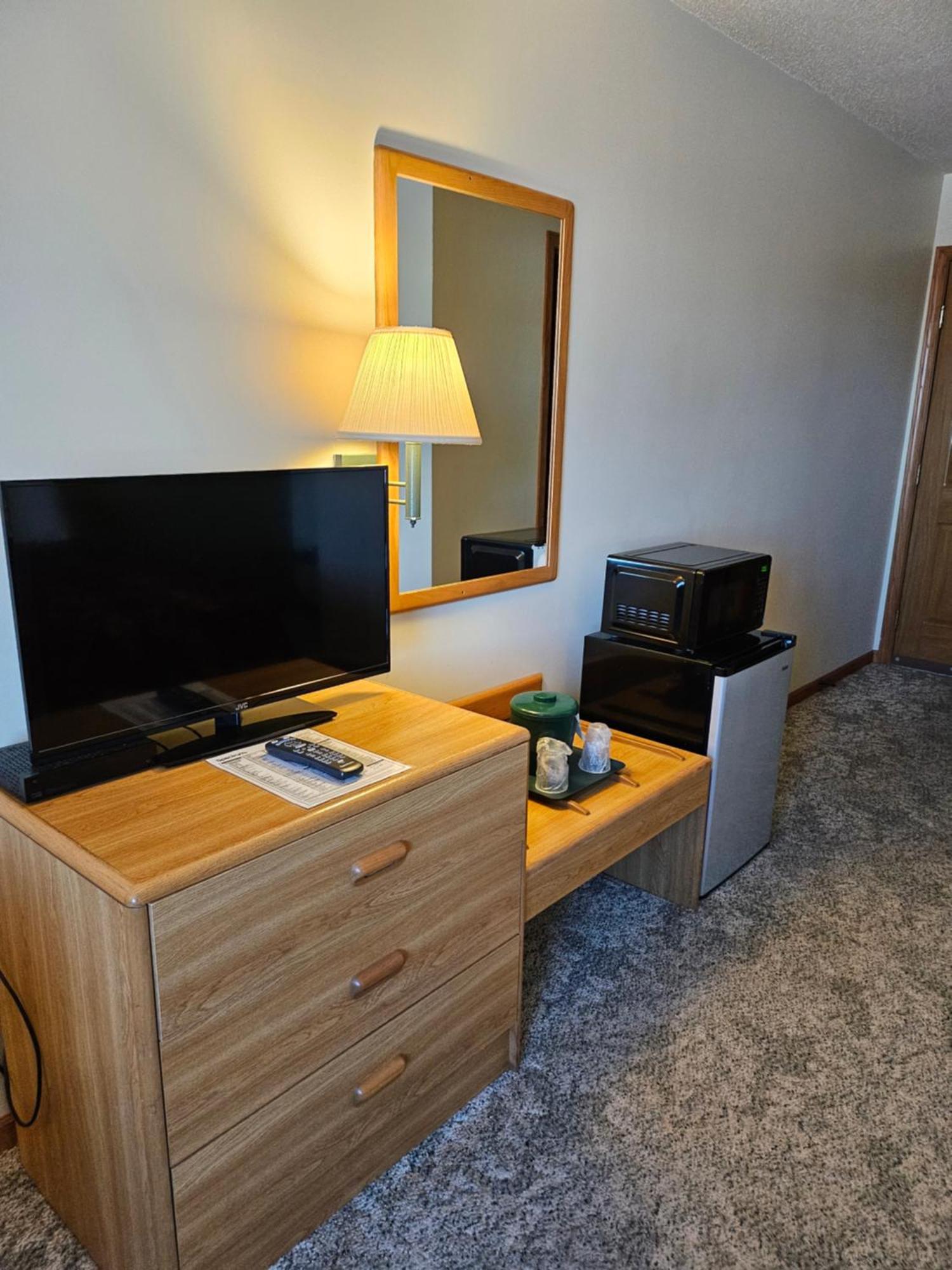 Lincoln Host Motor Inn Escanaba Rom bilde